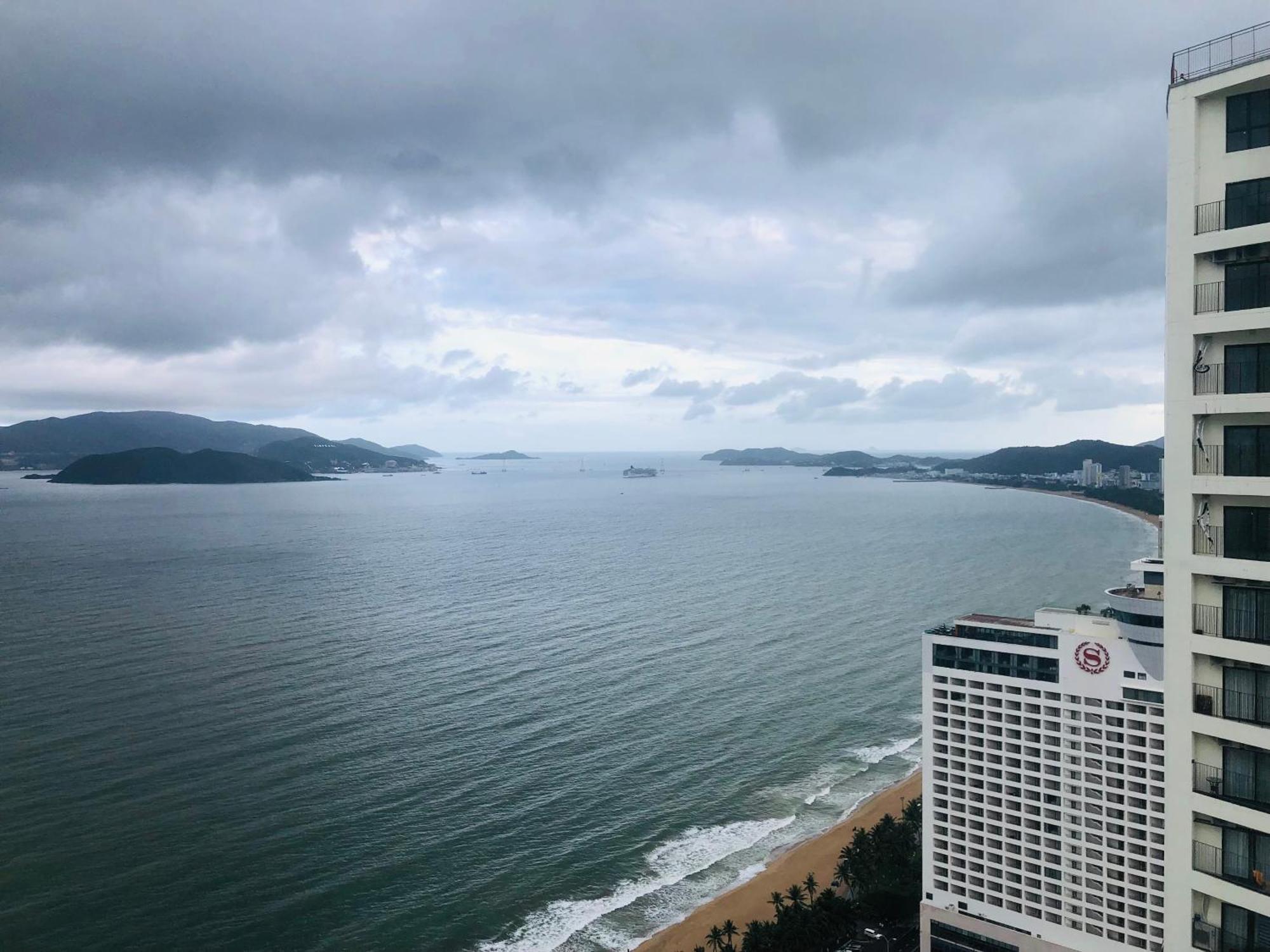 Can Ho Gold Coast O Nha Trang View Bien - Vivastay Экстерьер фото